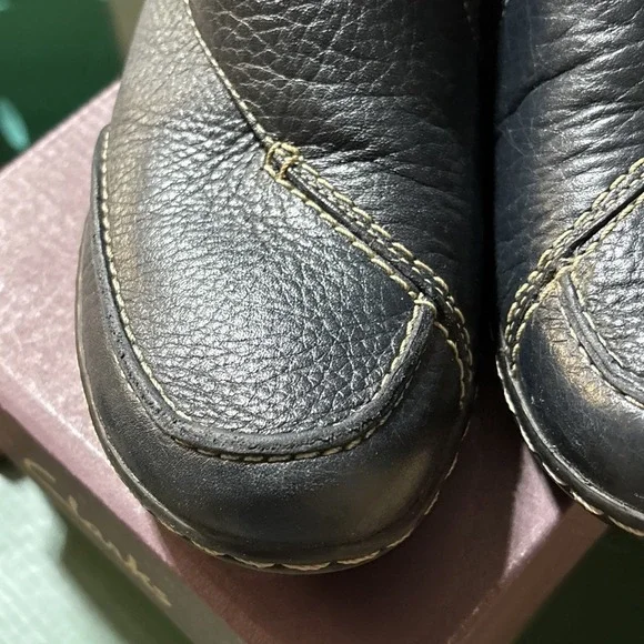 Clarks Shoes Womens 7.5 N Loafer Navy Leather Slip On Round Toe Comfort - Picture 4 of 9